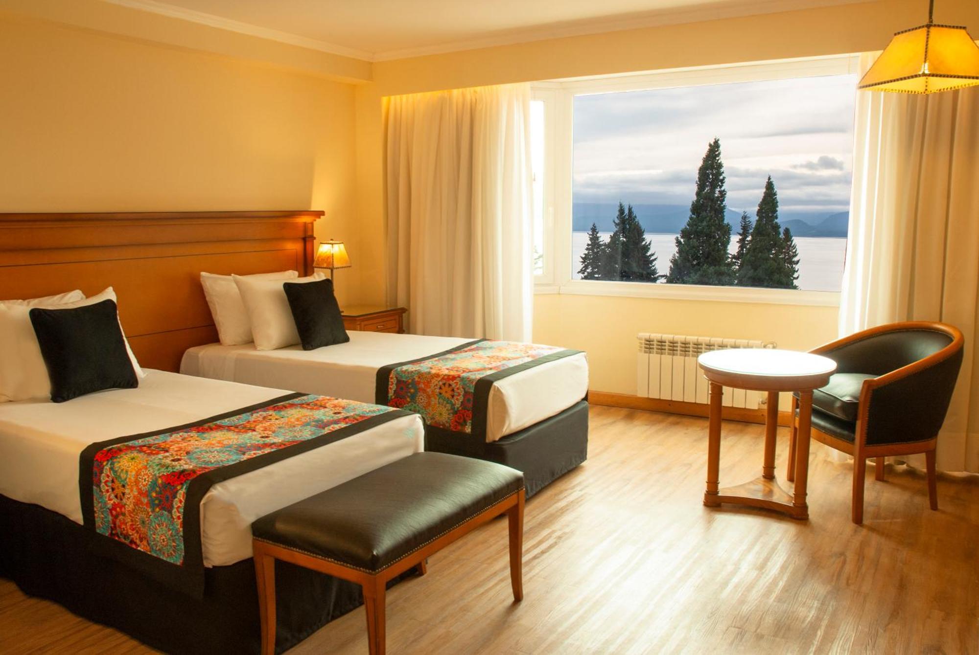 Huinid Bustillo Hotel & Spa سان كارلوس دي باريلوتشي المظهر الخارجي الصورة